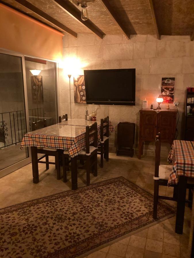 Bed and Breakfast Monte Cappa Cave House Ürgüp Zewnętrze zdjęcie